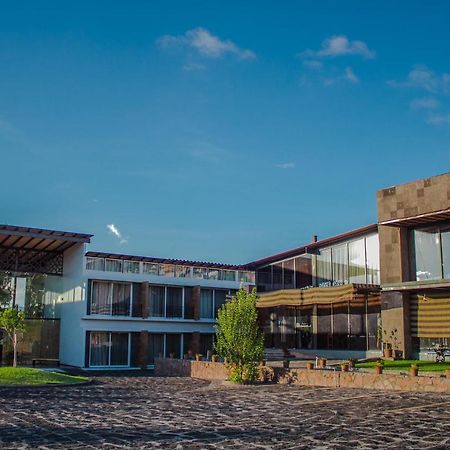 Hotel Rancho Tabachines Zitacuaro Exterior photo