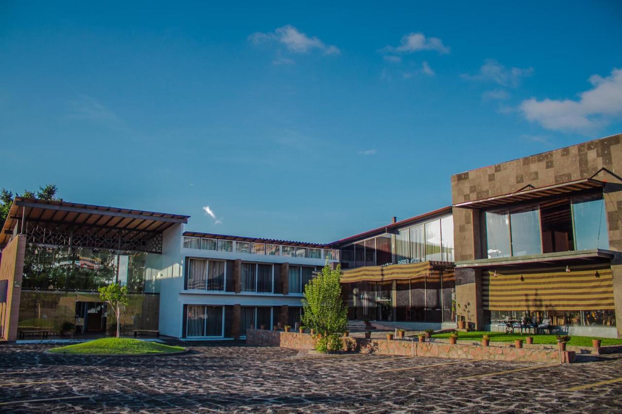 Hotel Rancho Tabachines Zitacuaro Exterior photo